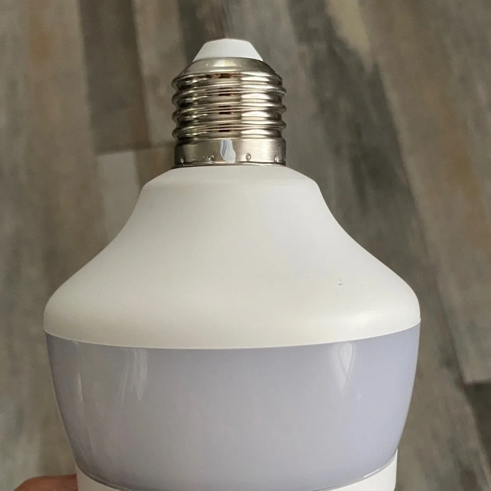 Sight Bulb Pro WiFi Camera - White and Gray